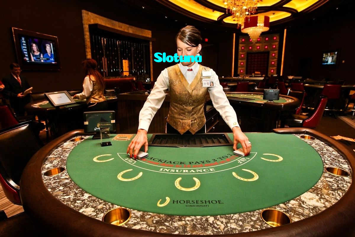 available types of Slotuna bet including pre-match live express and system bets